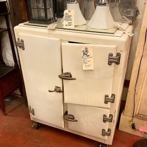 1940s Ice Box